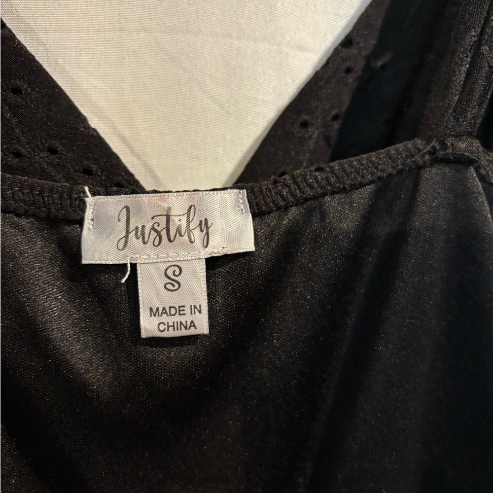 justify - Picture 6 of 8